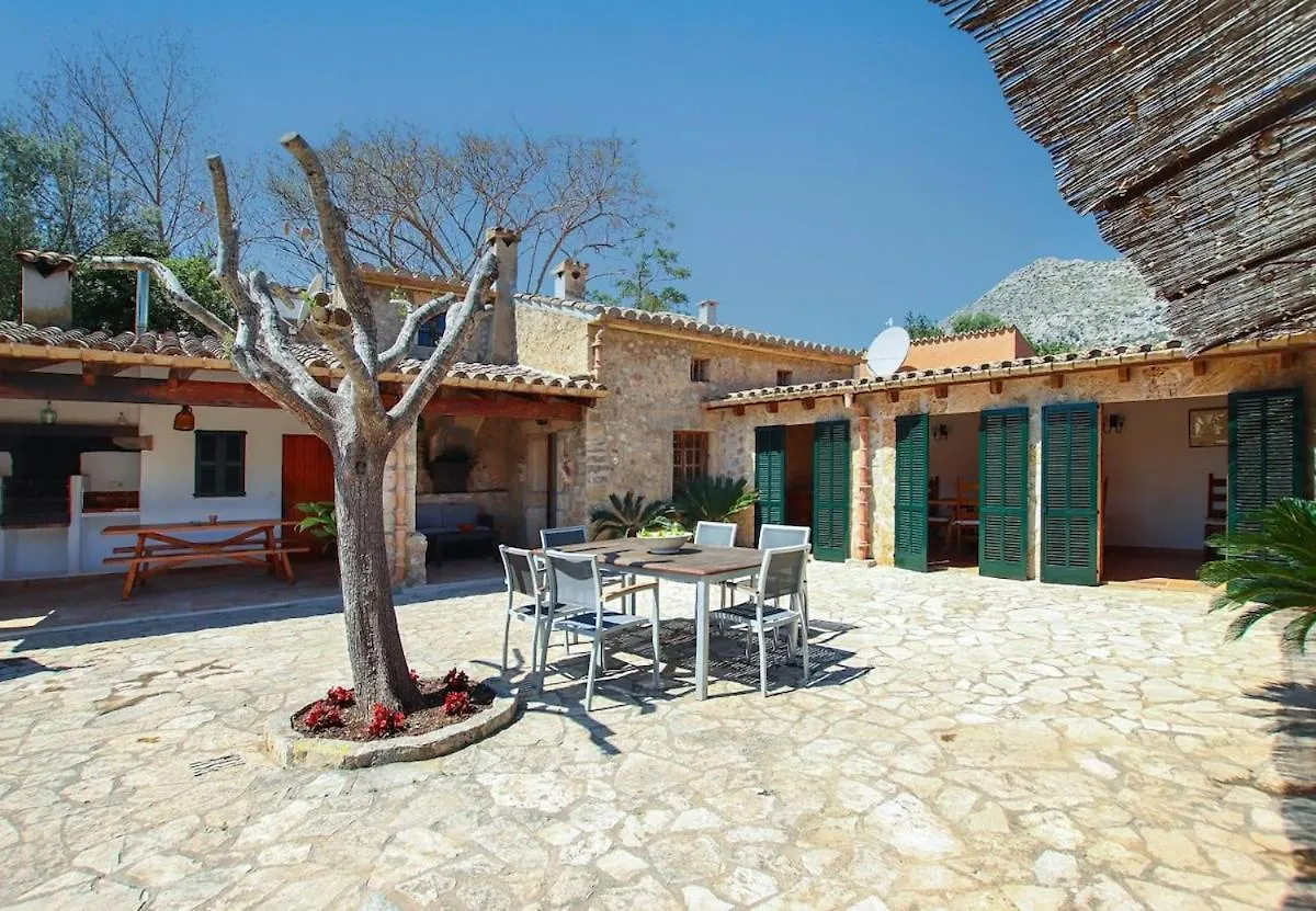 Villa Near Pollensa And Crystalline Beaches Of Cala Sant Vicenc By Renthousing Spanien